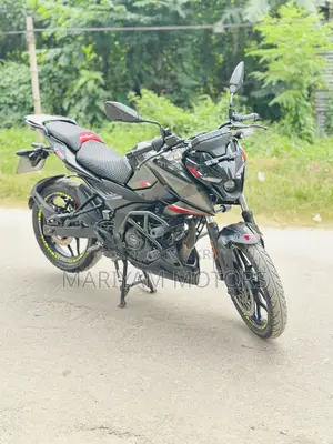 বাজাজ পালসার এন১৬০ ২০২৩ ব্ল্যাক