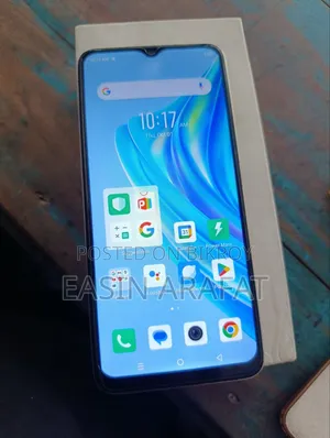 ইনফিনিক্স হট ৩০আই ১২৮ জিবি গোল্ড