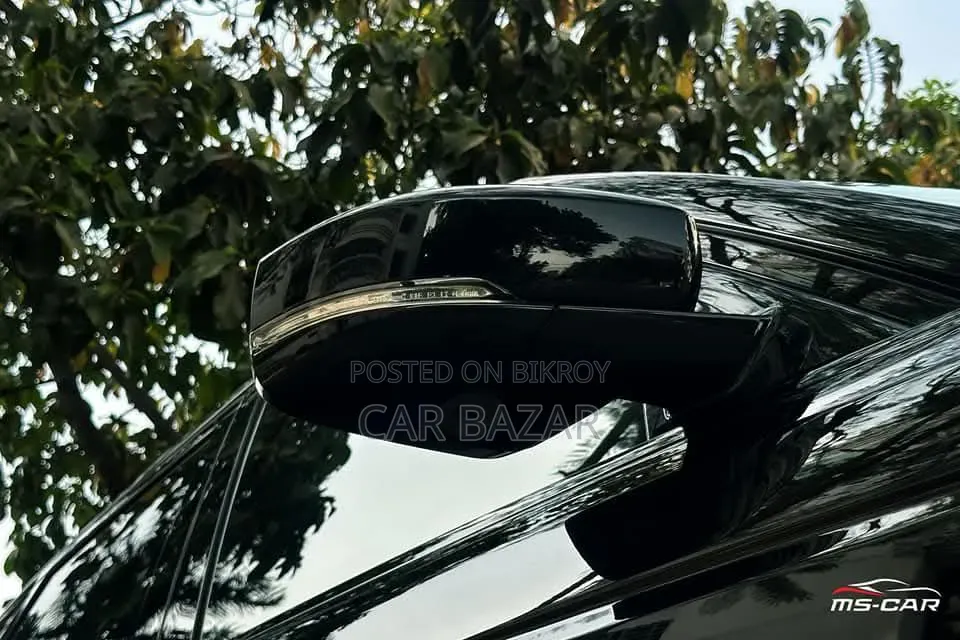 ল্যান্ড রোভার রেঞ্জ রোভার স্পোর্ট ২০২১ ব্ল্যাক