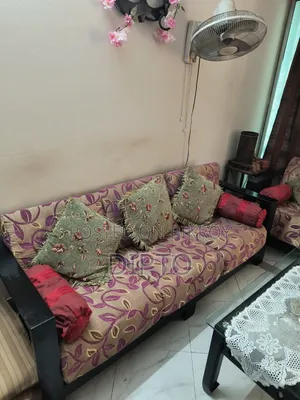 Sofa and Tea Table Set Otobi