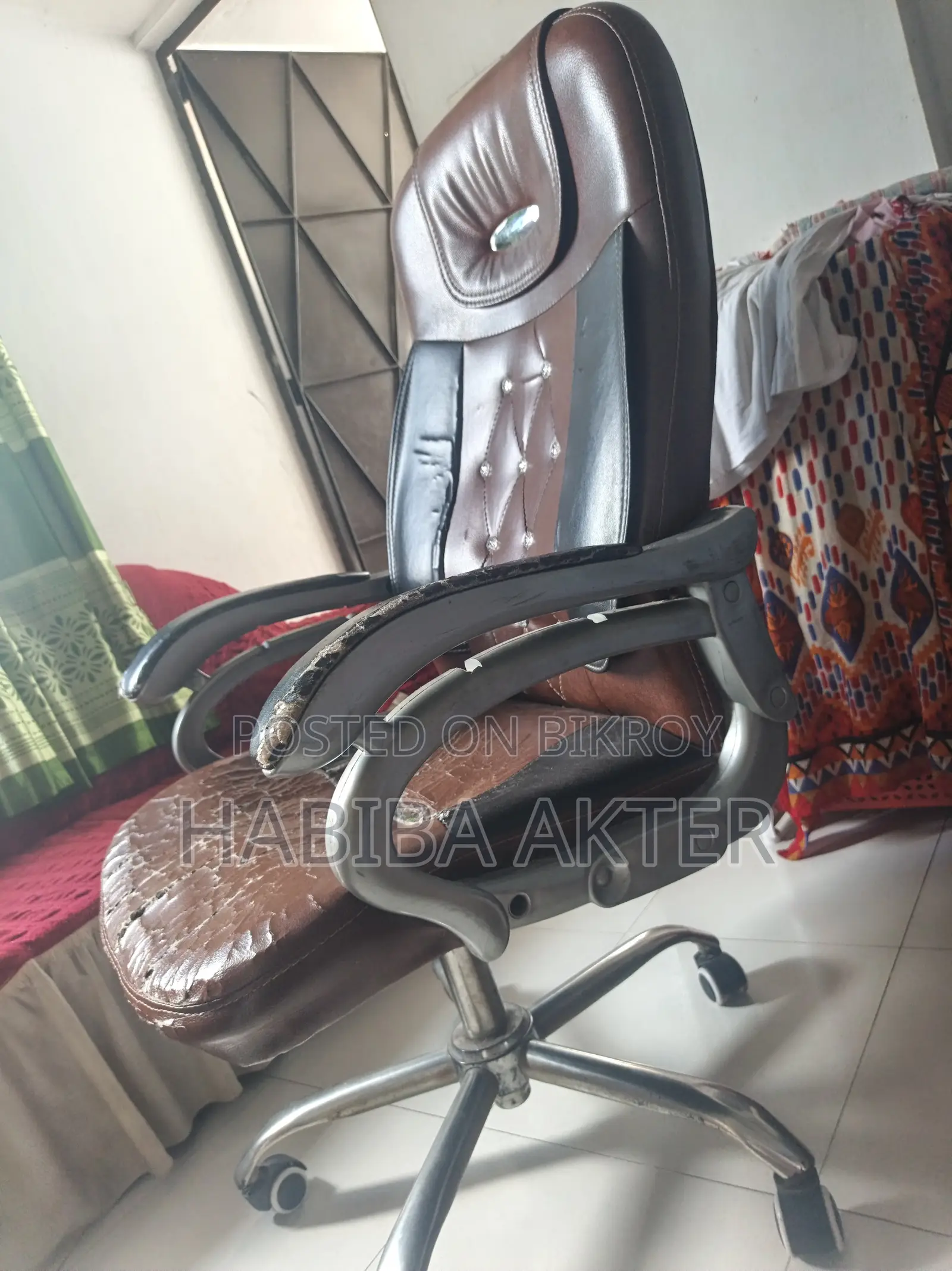 একটি অফিস হুইল চেয়ার সেল হবে