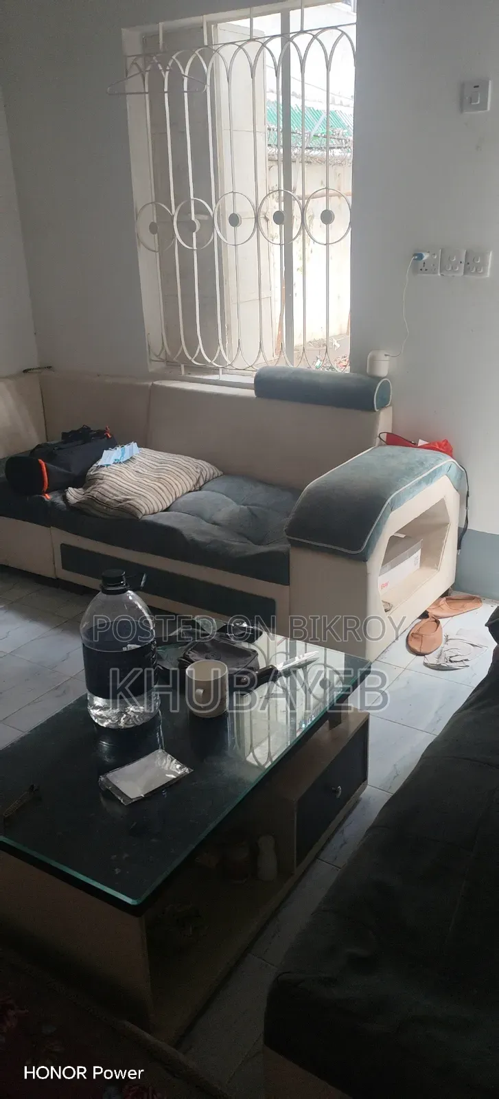 Sofa + Tea Table
