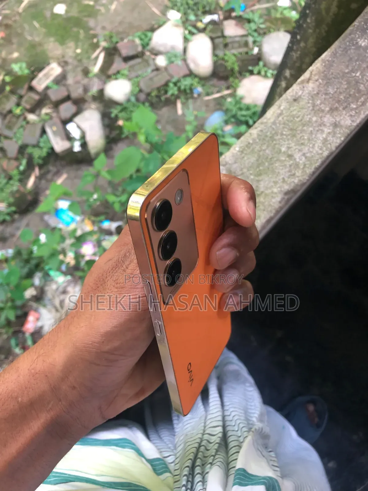নতুন ভিভো ওয়াই২০০ই ১২৮ জিবি রোজ গোল্ড