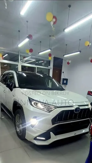 Toyota RAV4 2020 Pearl