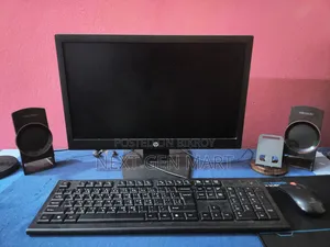 Desktop Computer Asus 8GB AMD Ryzen 3 HDD+SSD 1T