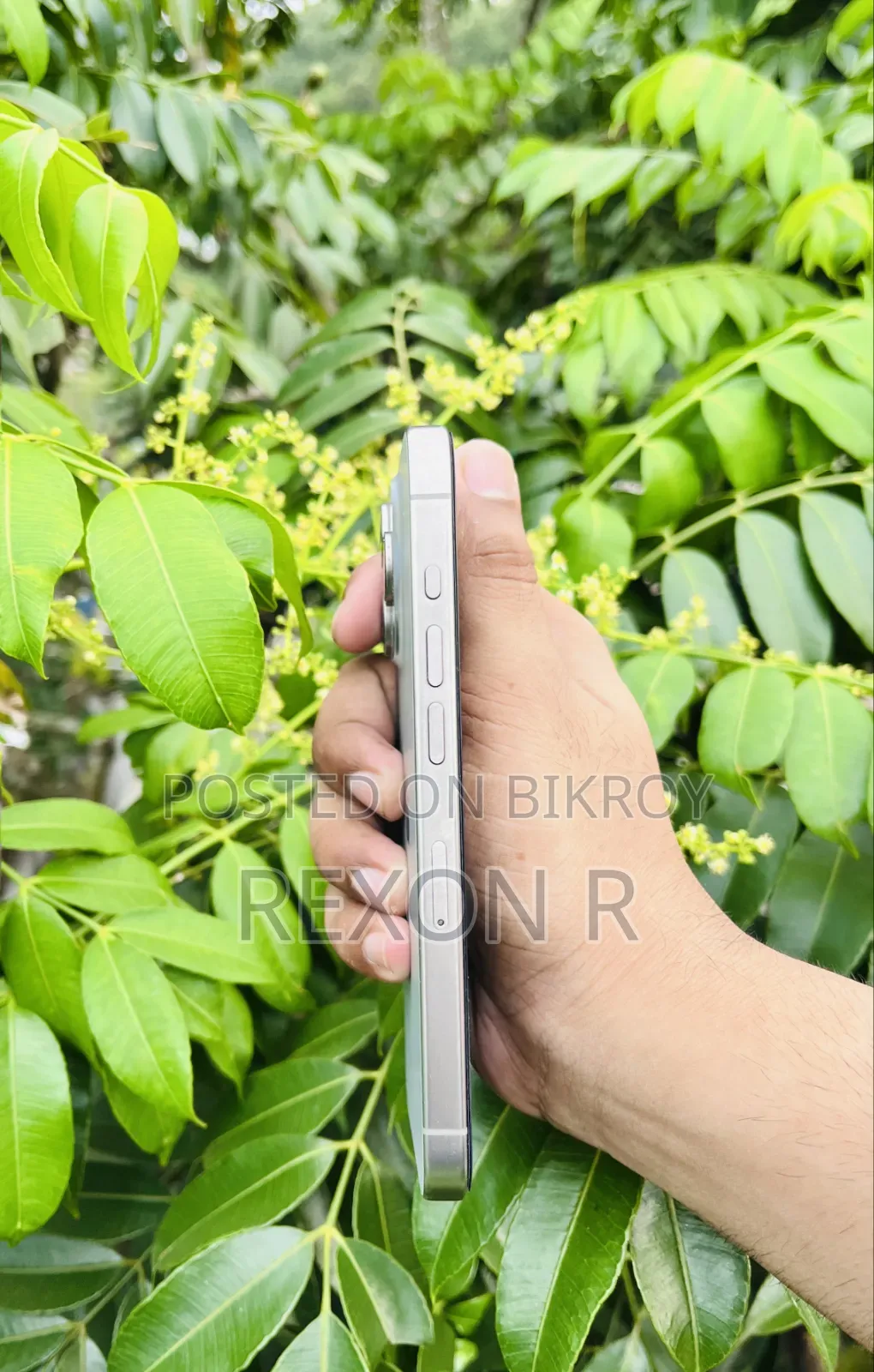 অ্যাপল আইফোন ১৫ প্রো ১২৮ জিবি সিলভার