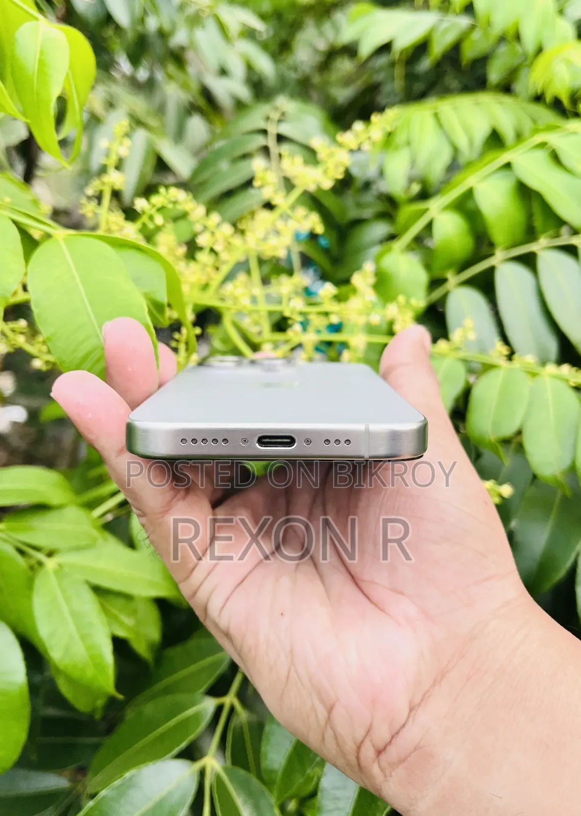 অ্যাপল আইফোন ১৫ প্রো ১২৮ জিবি সিলভার