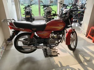 Hero Splendor Plus 2019 Red
