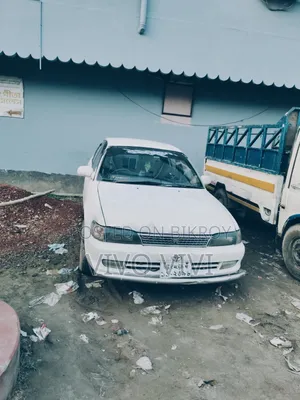 Toyota Corolla 1993 White
