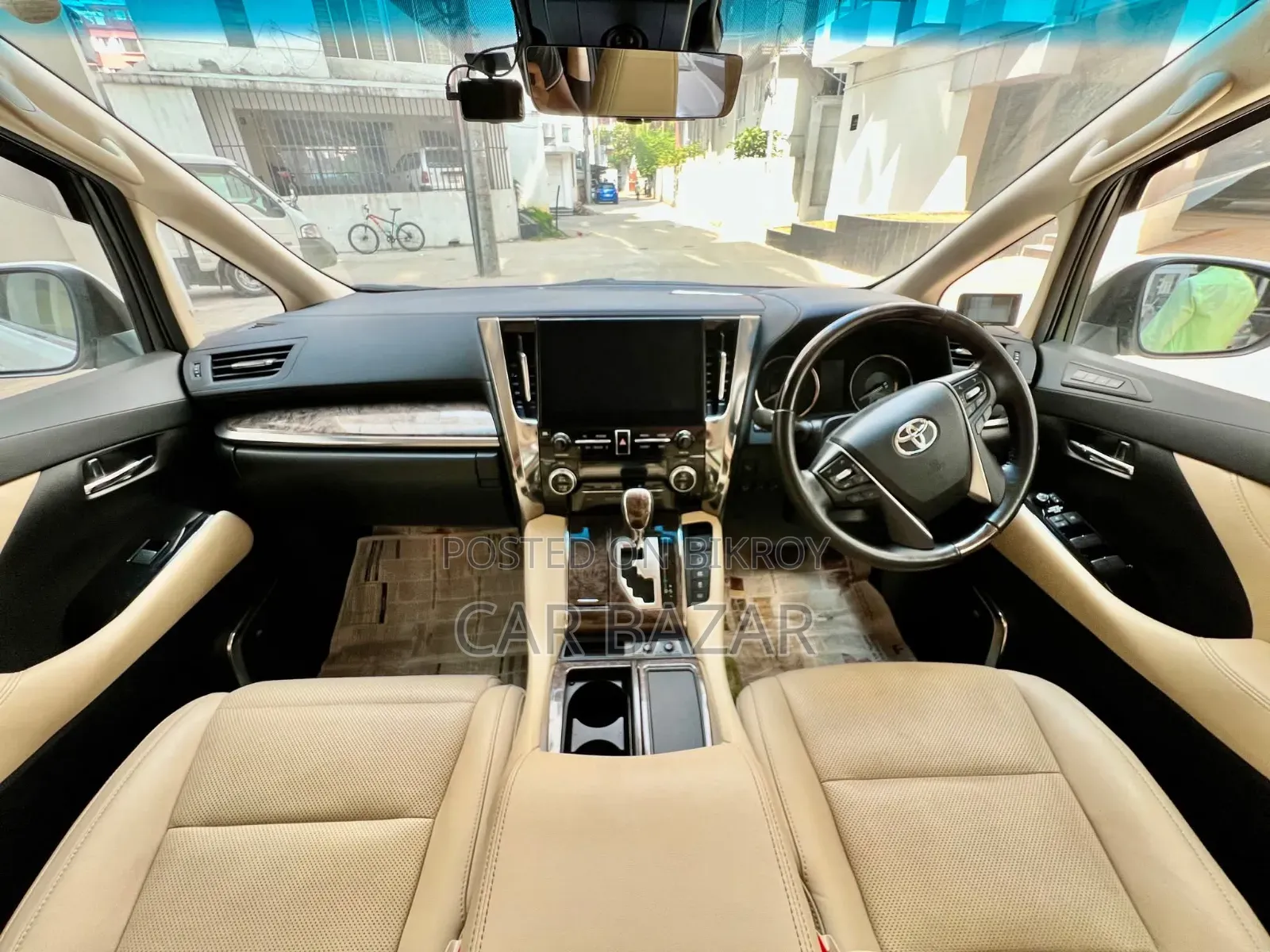Toyota Alphard 2.5 Hybrid AWD 2019 Pearl