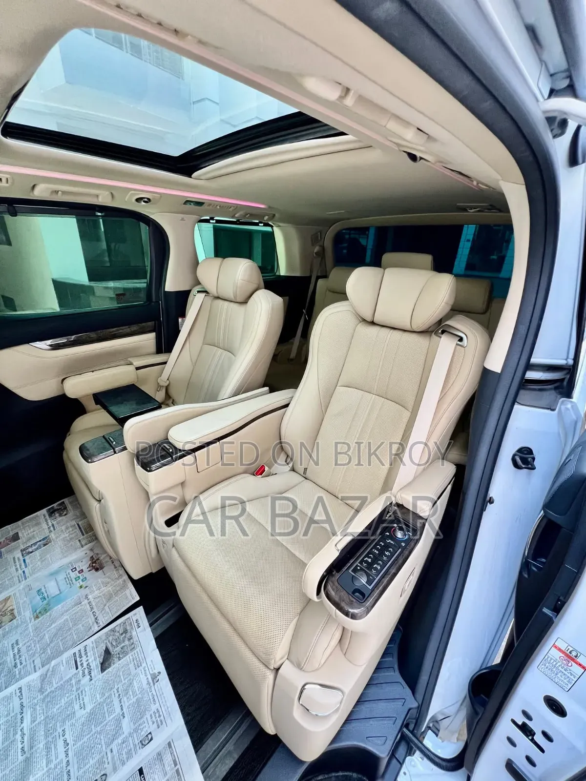 Toyota Alphard 2.5 Hybrid AWD 2019 Pearl