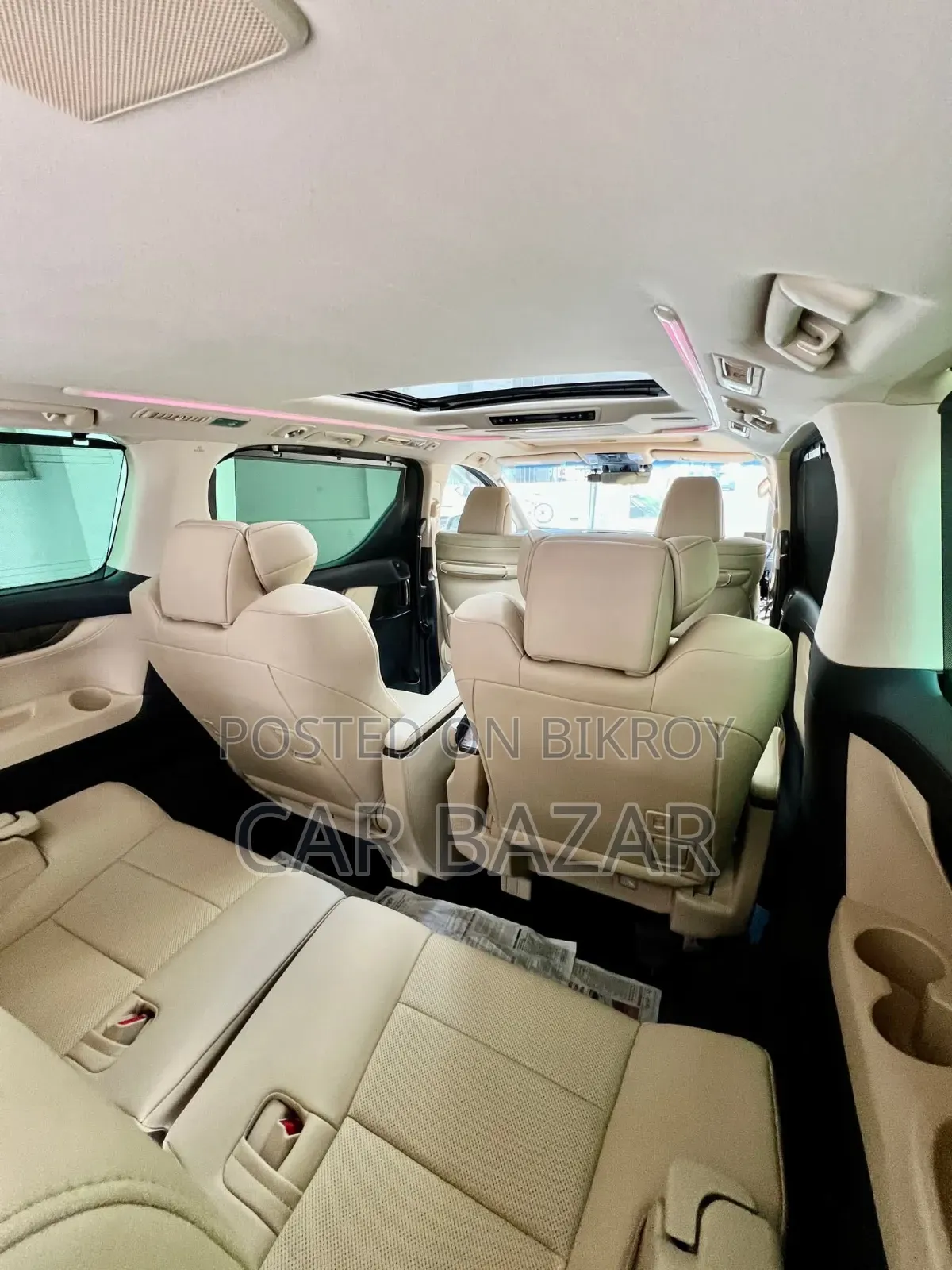 Toyota Alphard 2.5 Hybrid AWD 2019 Pearl