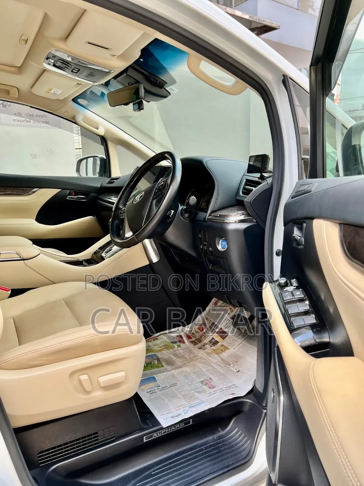 Toyota Alphard 2.5 Hybrid AWD 2019 Pearl