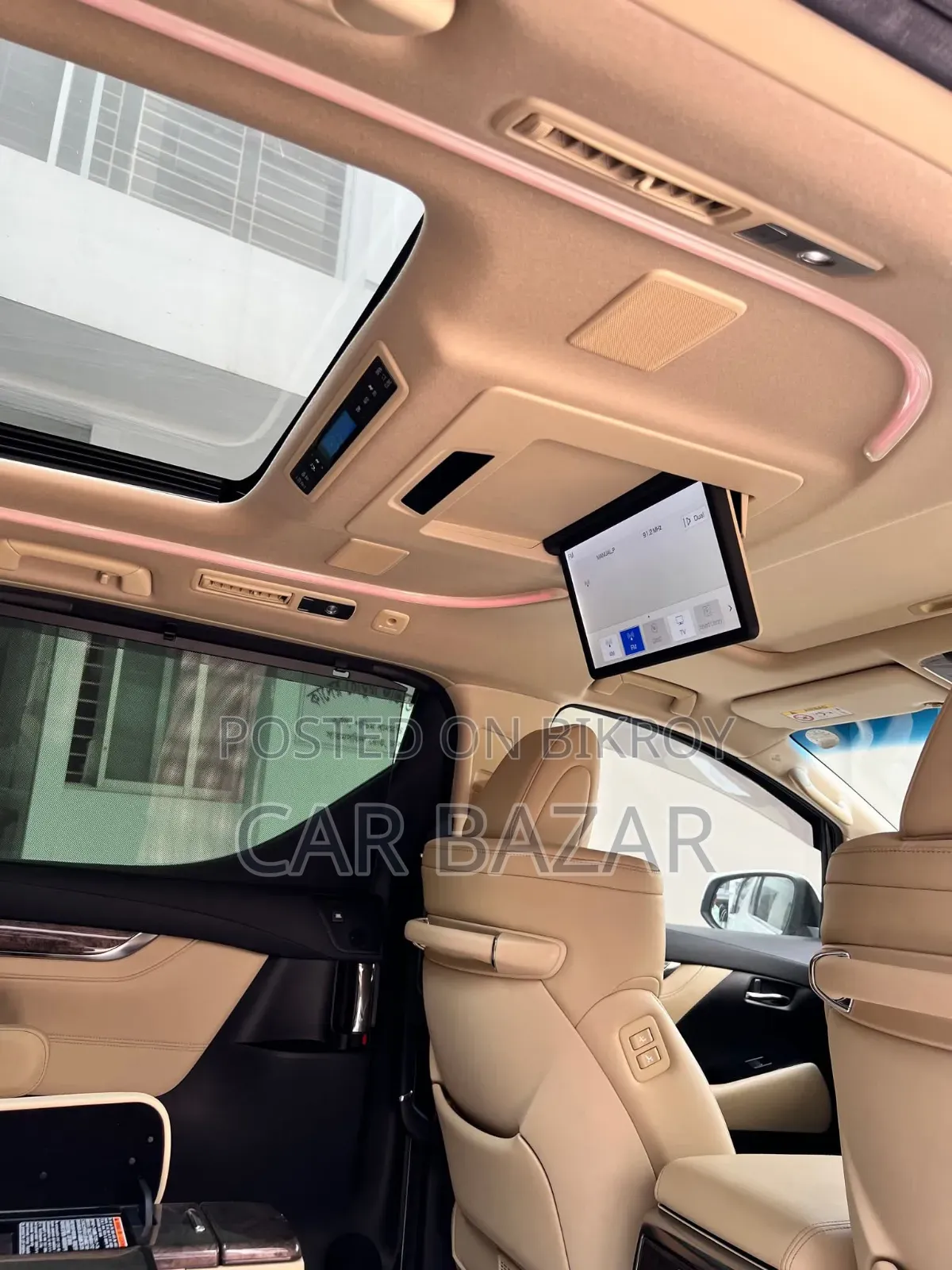 Toyota Alphard 2.5 Hybrid AWD 2019 Pearl