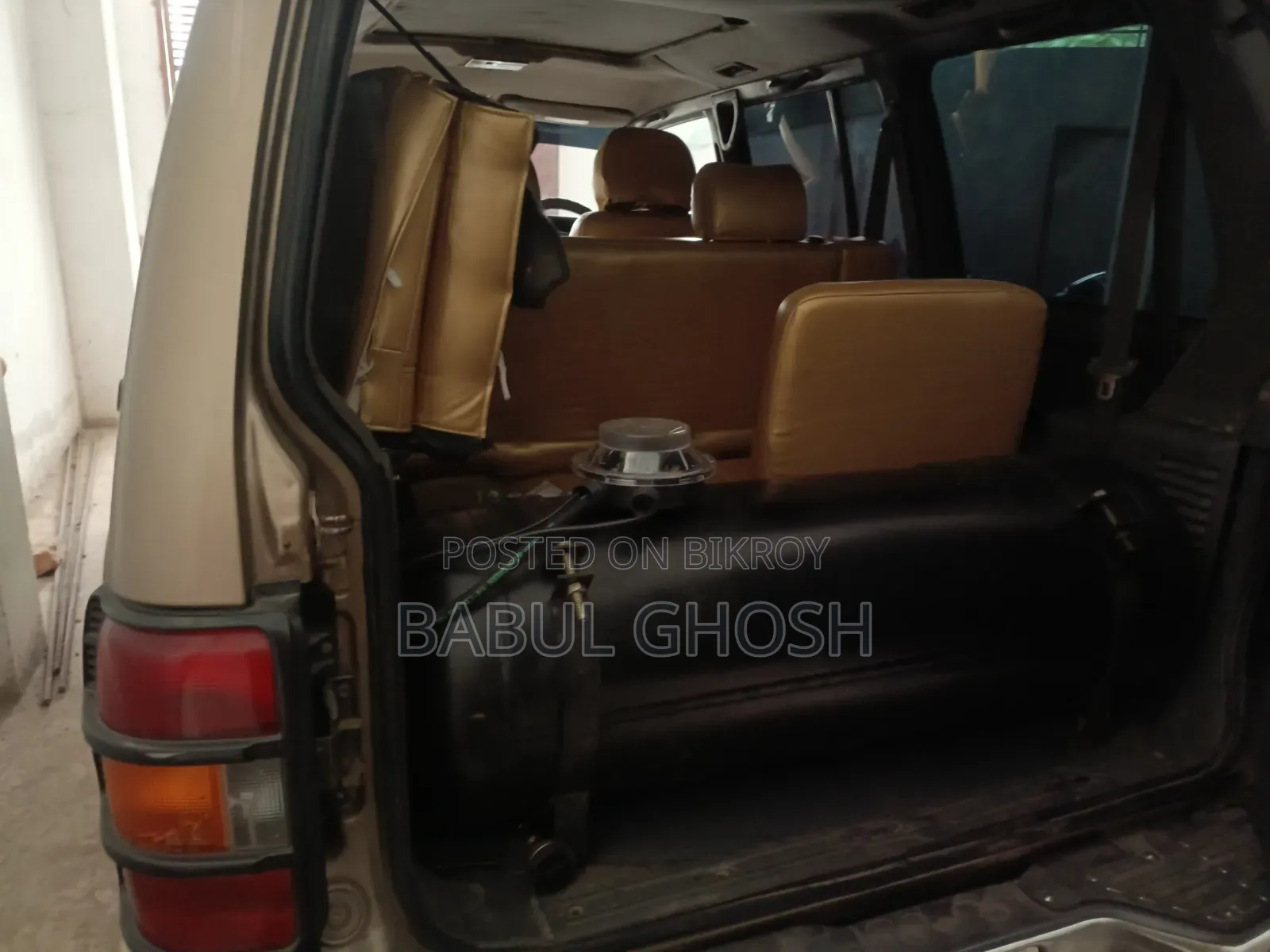 Mitsubishi Pajero 1994 Gold