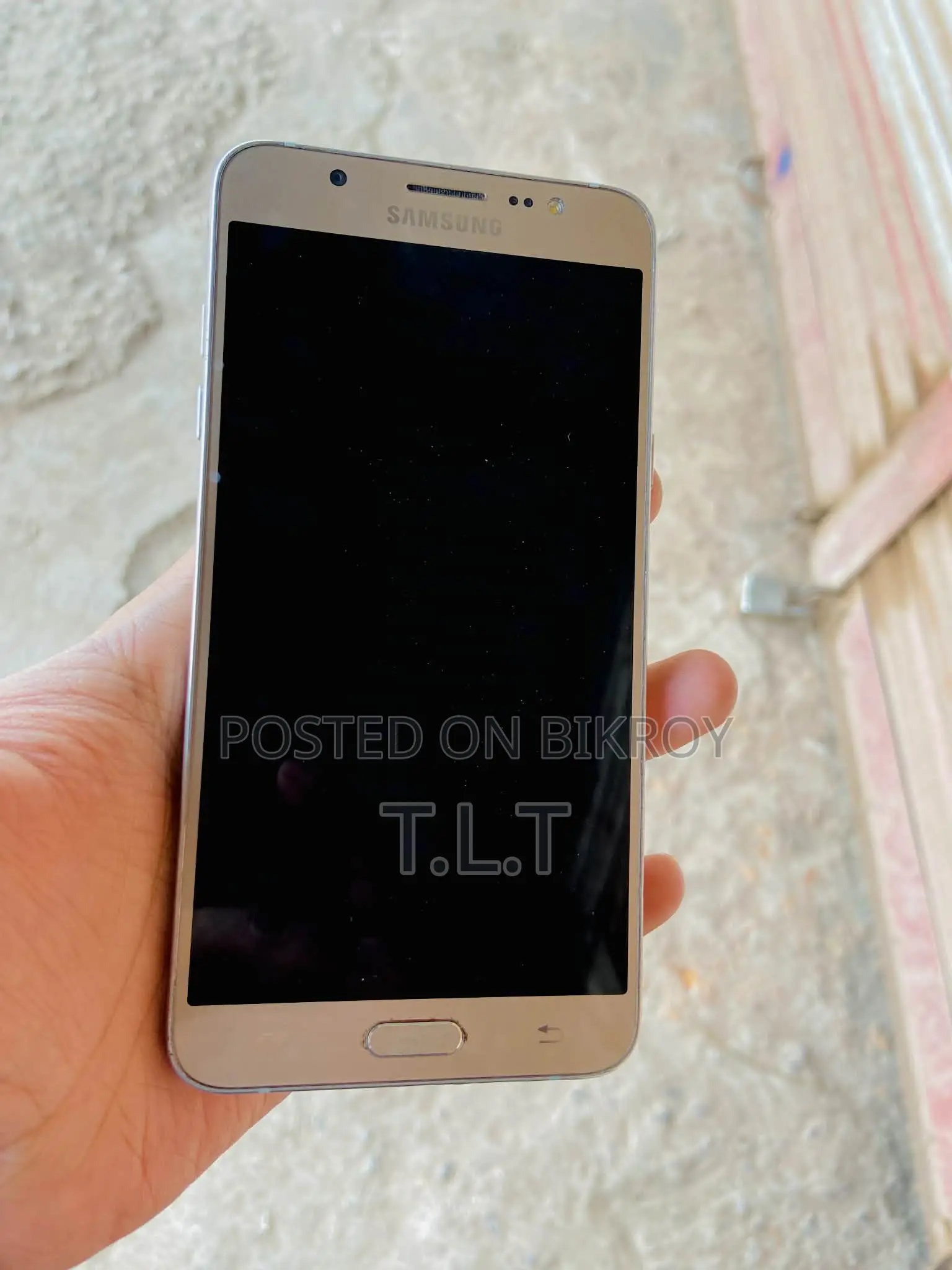 Samsung Galaxy J7 16 GB Gold