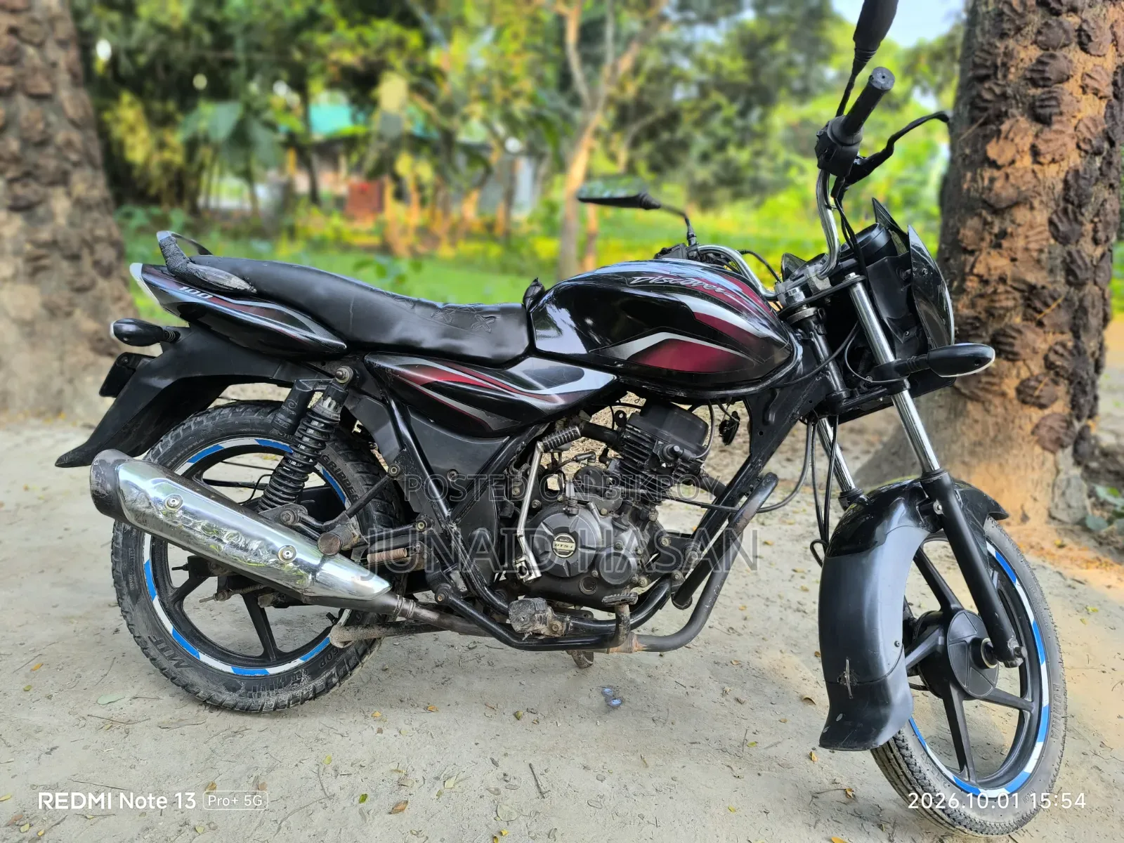 বাজাজ ডিসকভার ১০০ ২০১৮ কালো