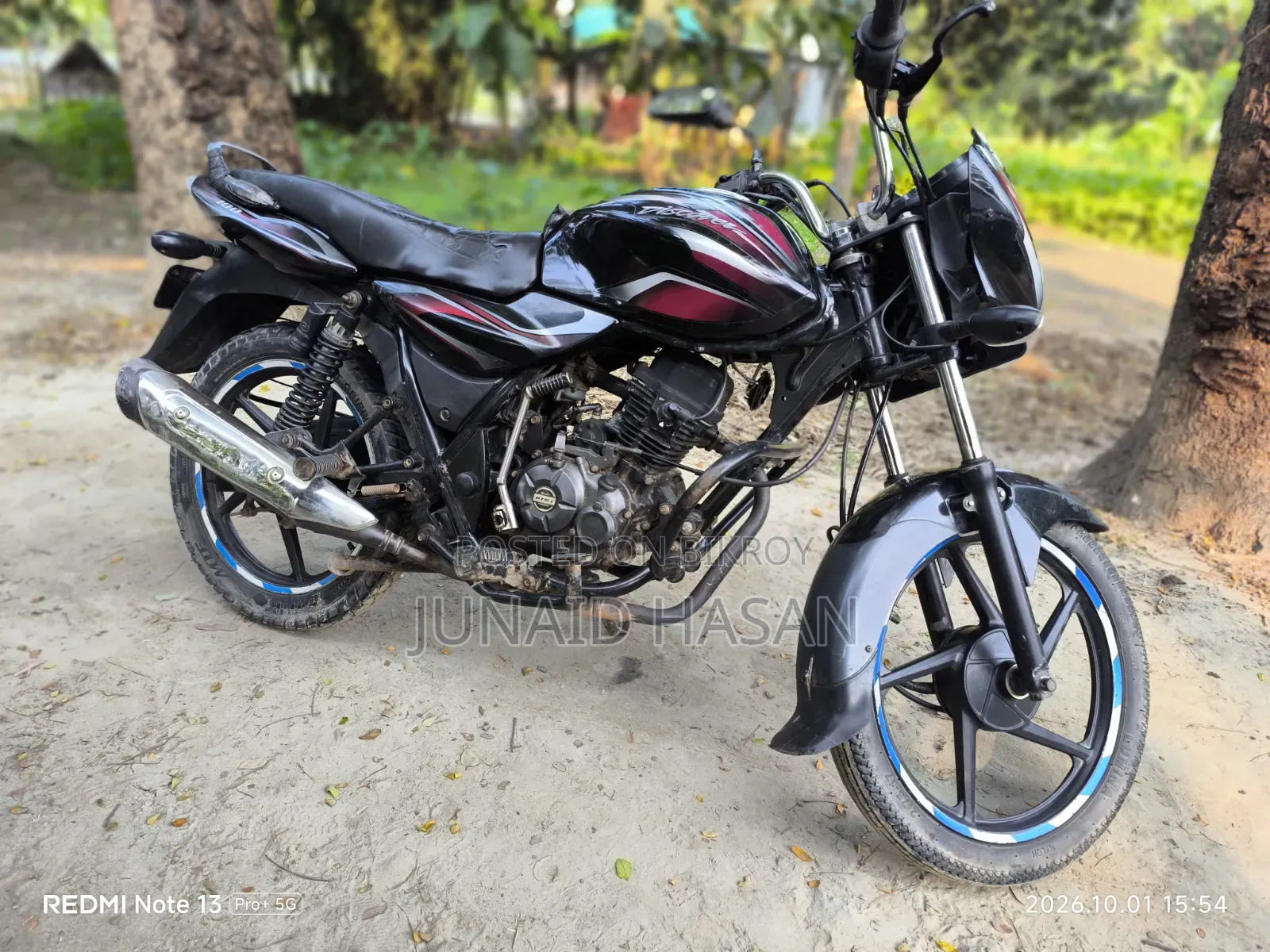 বাজাজ ডিসকভার ১০০ ২০১৮ কালো