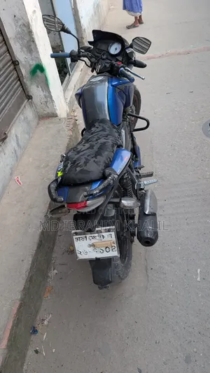 টিভিএস অ্যাপাচি আরটিআর ১৬০ টুভি ২০১৭ নীল