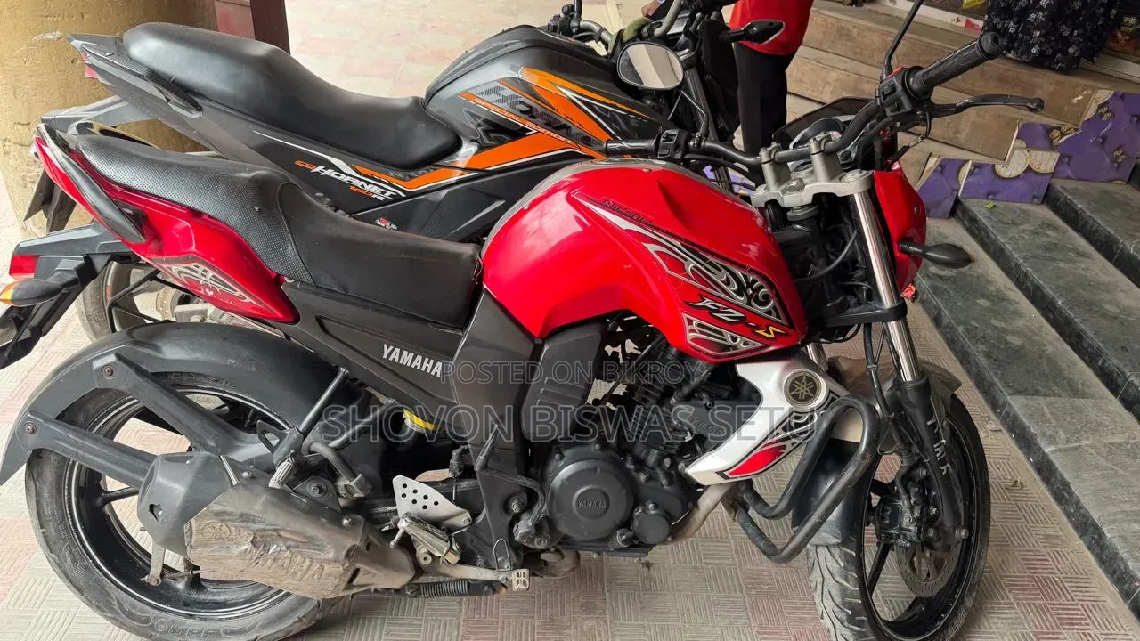 Yamaha FZ 2015 Red