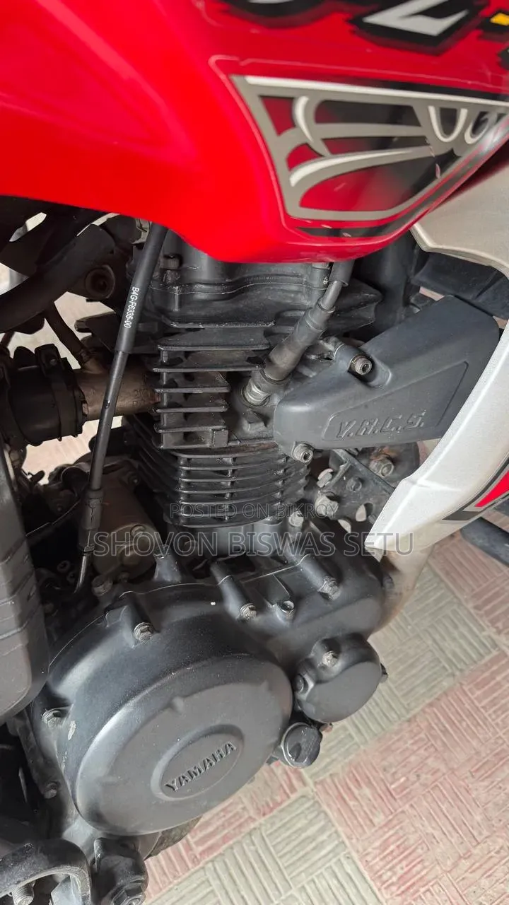 Yamaha FZ 2015 Red