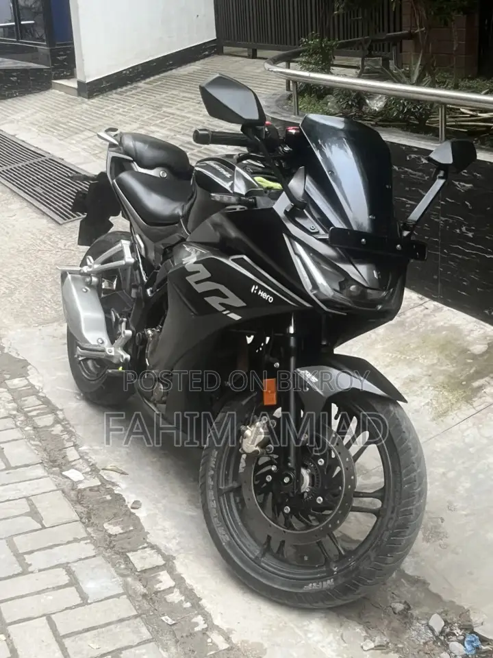 Hero Karizma XMR 210 2024 Black