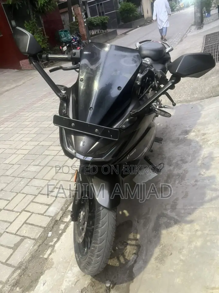 Hero Karizma XMR 210 2024 Black
