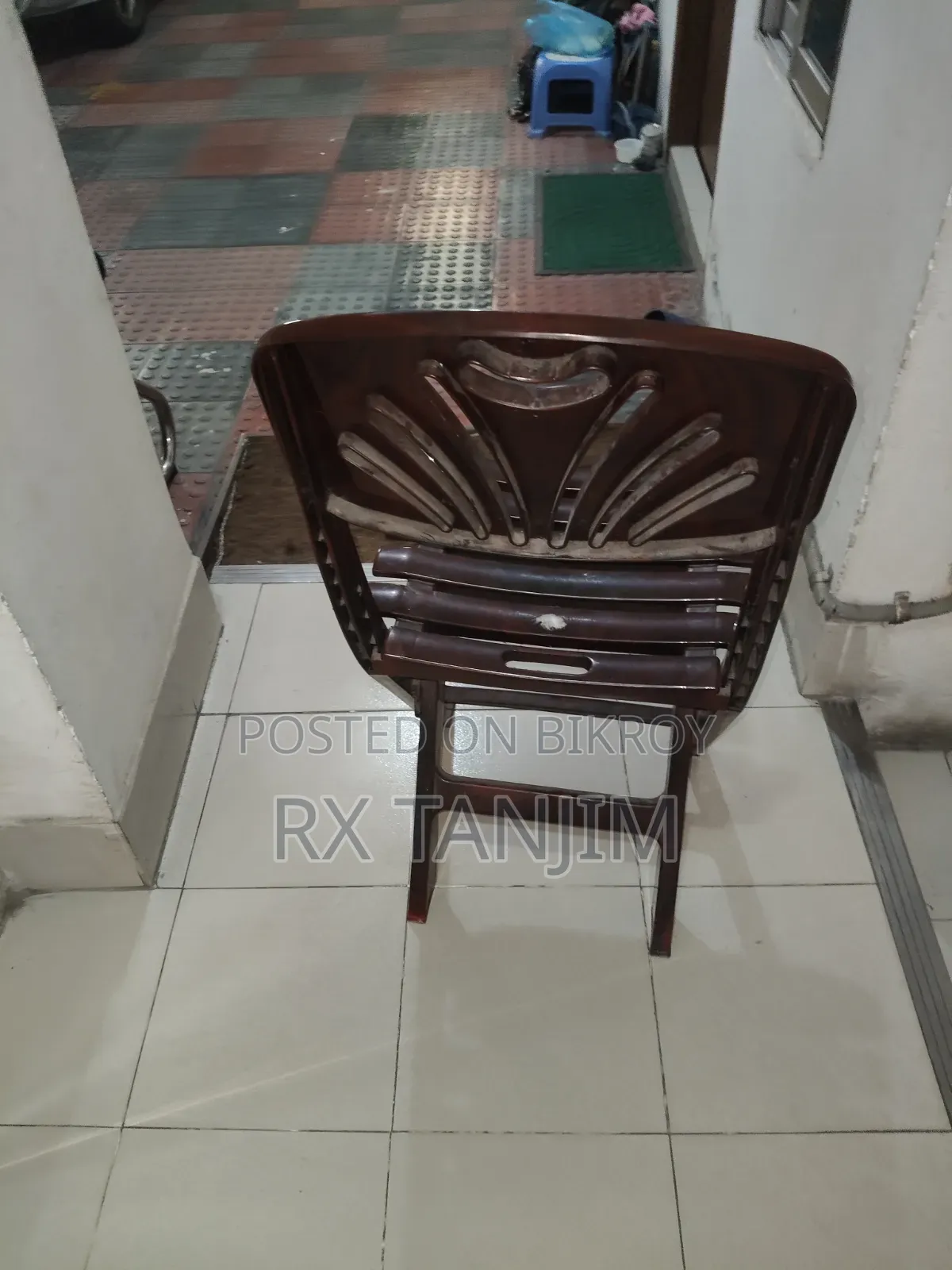 স্টাডি টেবিল