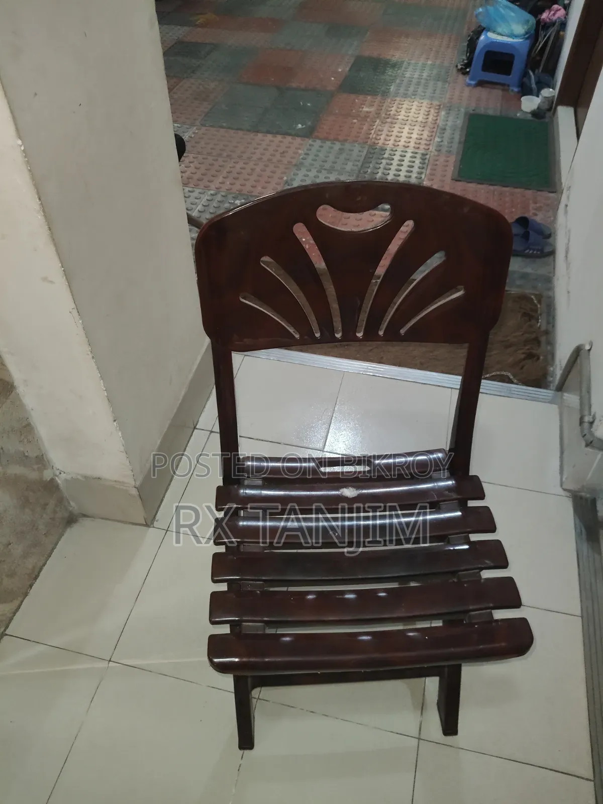 স্টাডি টেবিল