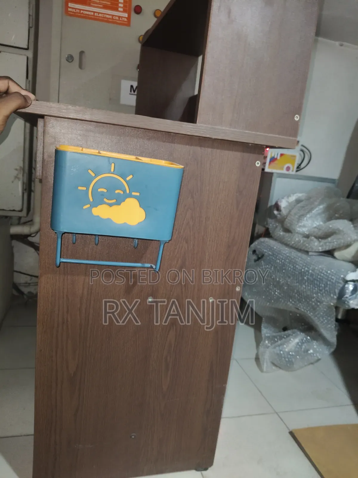 স্টাডি টেবিল