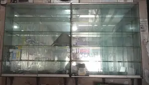 Rack Made of Glass