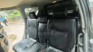 টয়োটা ল্যান্ড ক্রুজার প্রাডো ২০১২ কালো