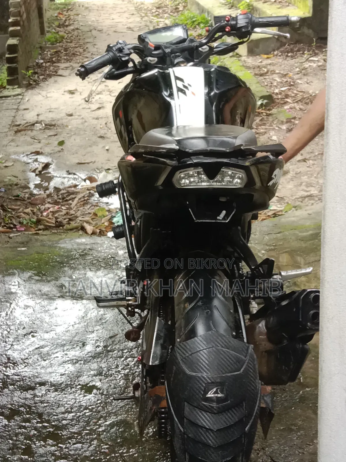TVS Apache RTR 160 4V Fi 2022 Black