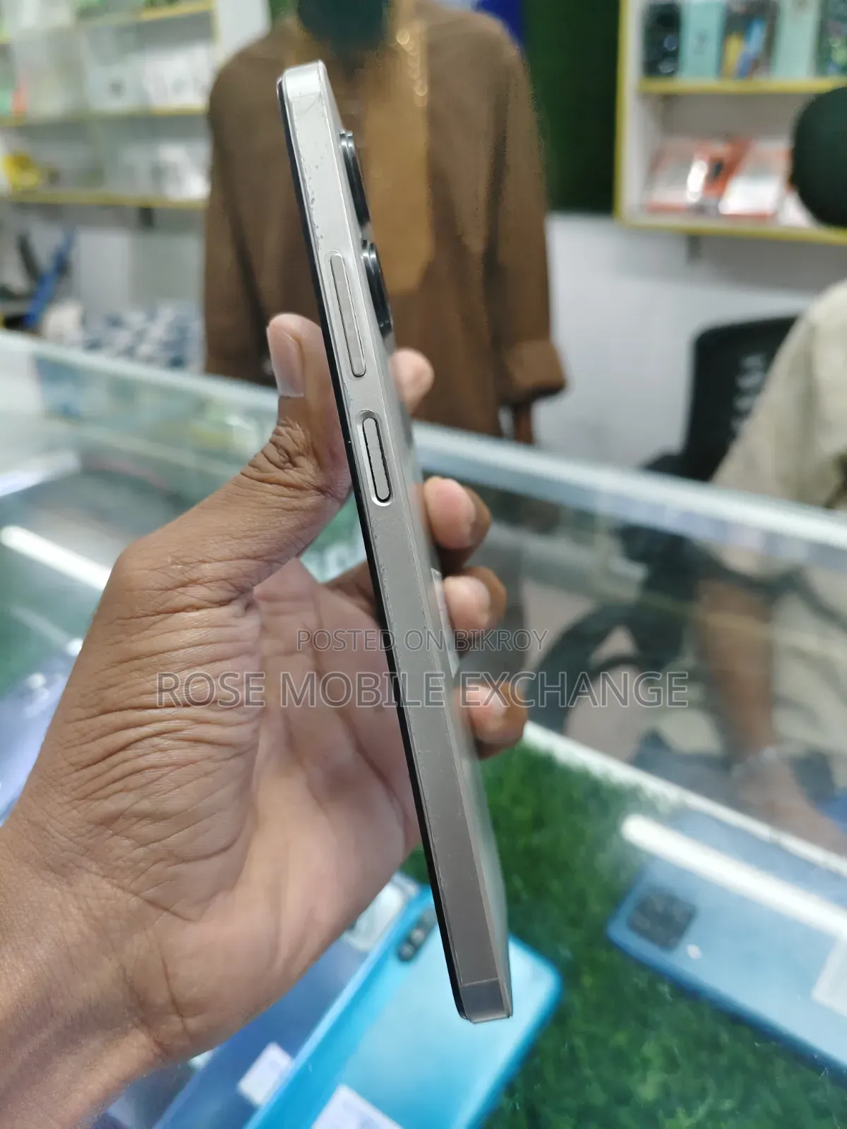 Realme 128 GB