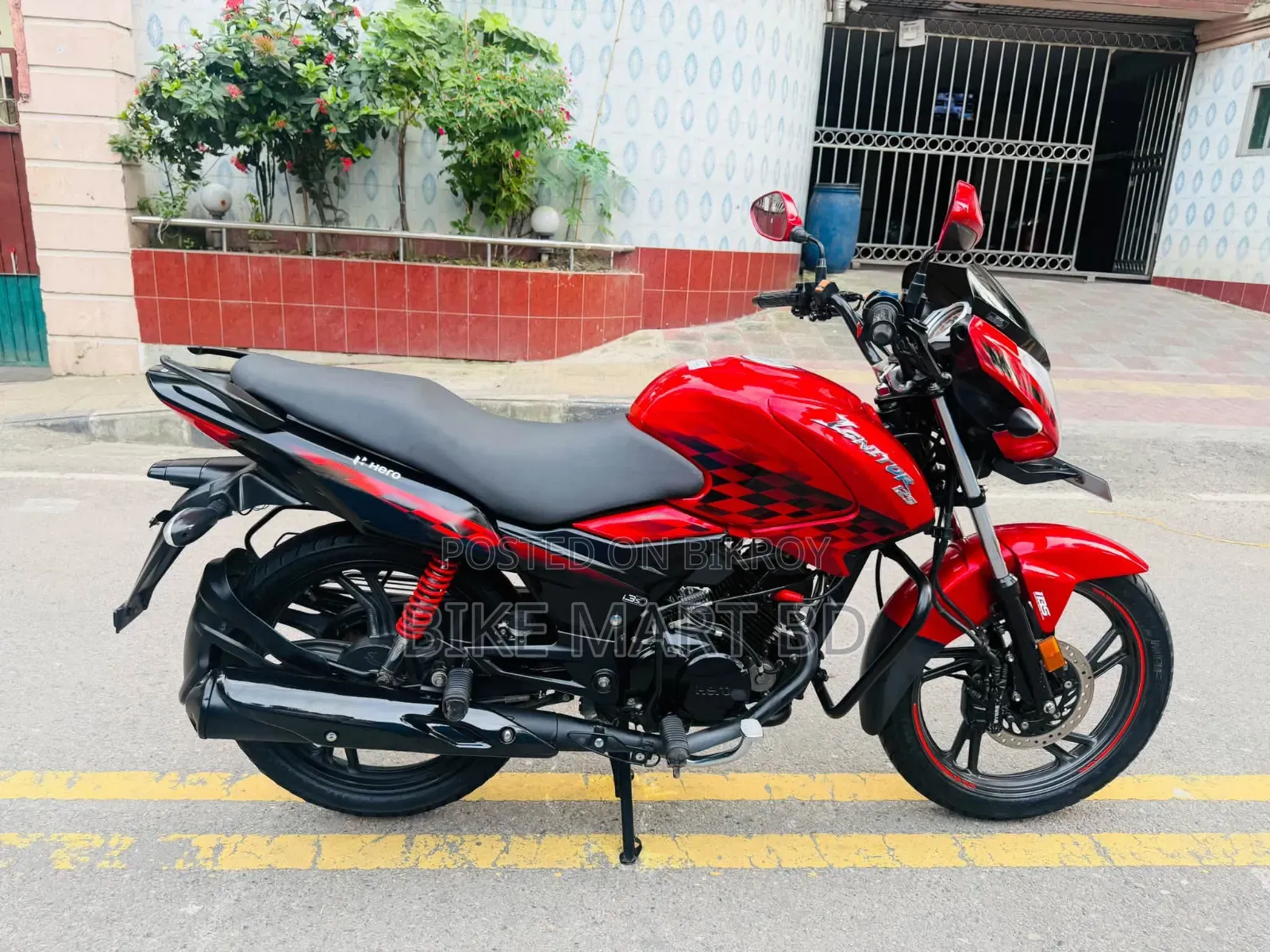 হিরো ইগনিটর ১২৫ টেকনো ২০২৩ রেড