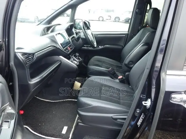 Toyota Esquire 2021 Black
