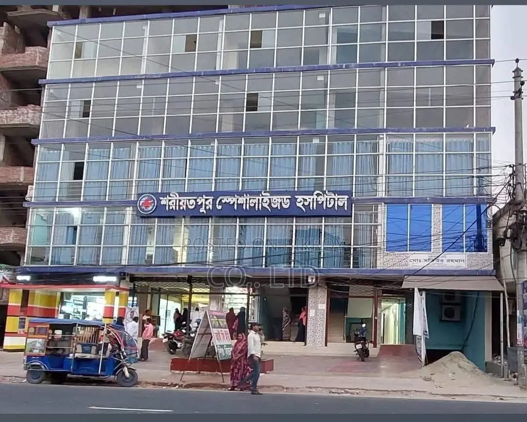 শরীয়তপুর সদর পৌরসভা।