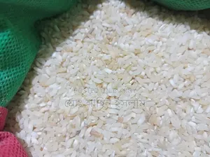 চাল পশু পাখির খাবার