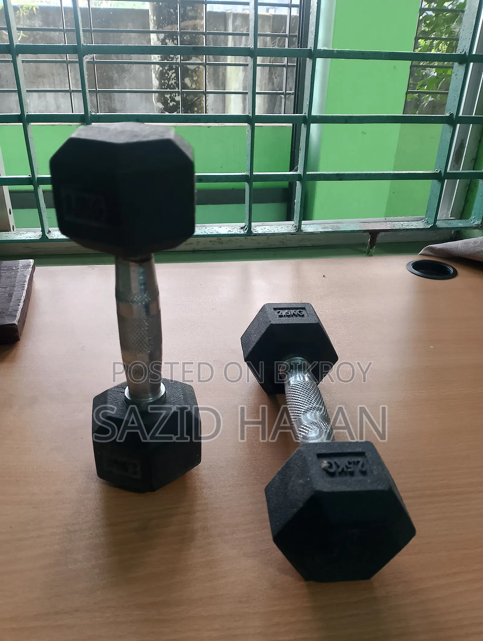 2x 2.5kg Dumbbells