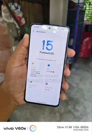 Vivo Y200 128 GB Silver