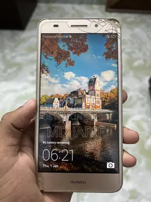 হুয়াওয়ে ওয়াই৬ ১৬ জিবি গোল্ড