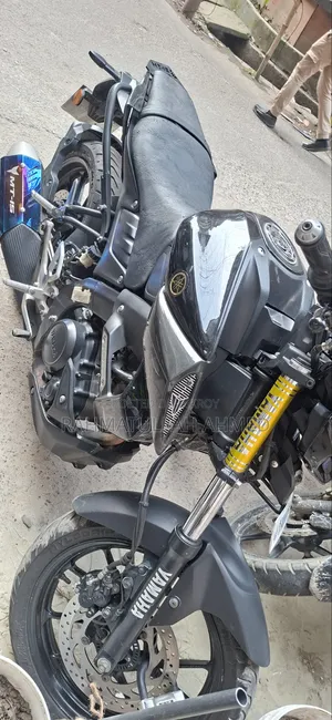 ইয়ামাহা এমটি-১৫ ২০২৩ ব্ল্যাক