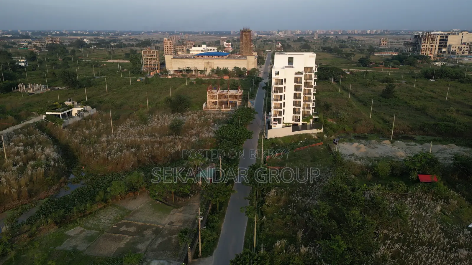 10 Katha Corner Plot for Sale @ Block-I, Bashundhara R/A