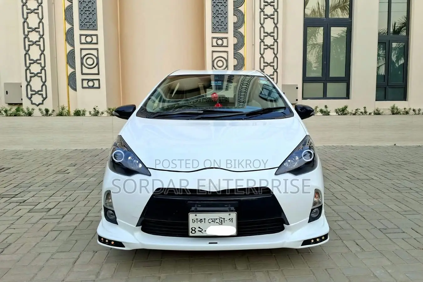 Toyota Aqua 2013 White