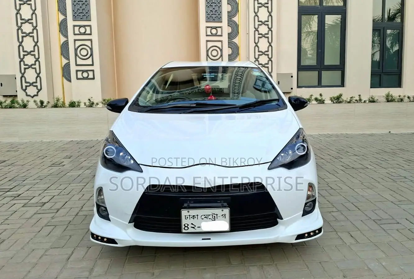 Toyota Aqua 2013 White