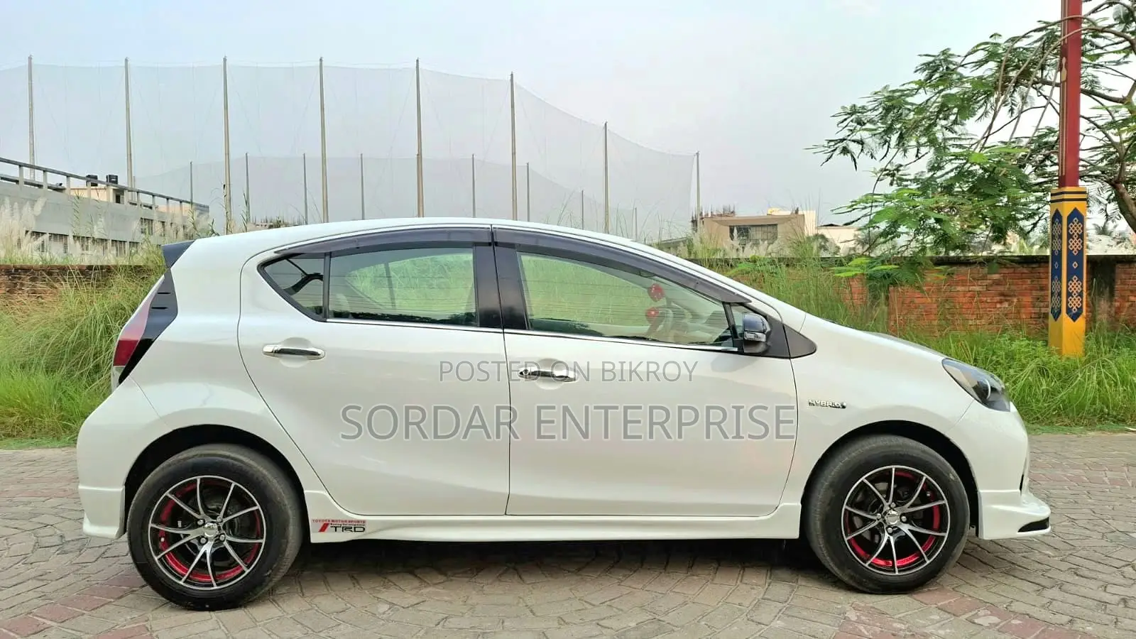 Toyota Aqua 2013 White