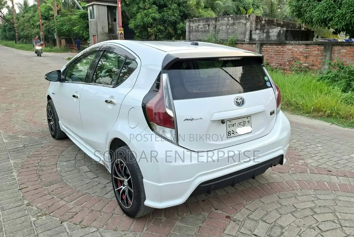 Toyota Aqua 2013 White