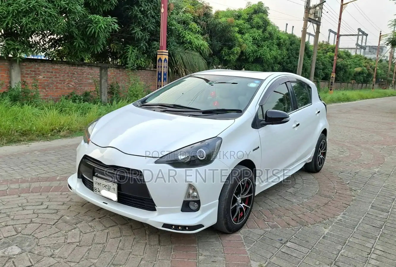 Toyota Aqua 2013 White