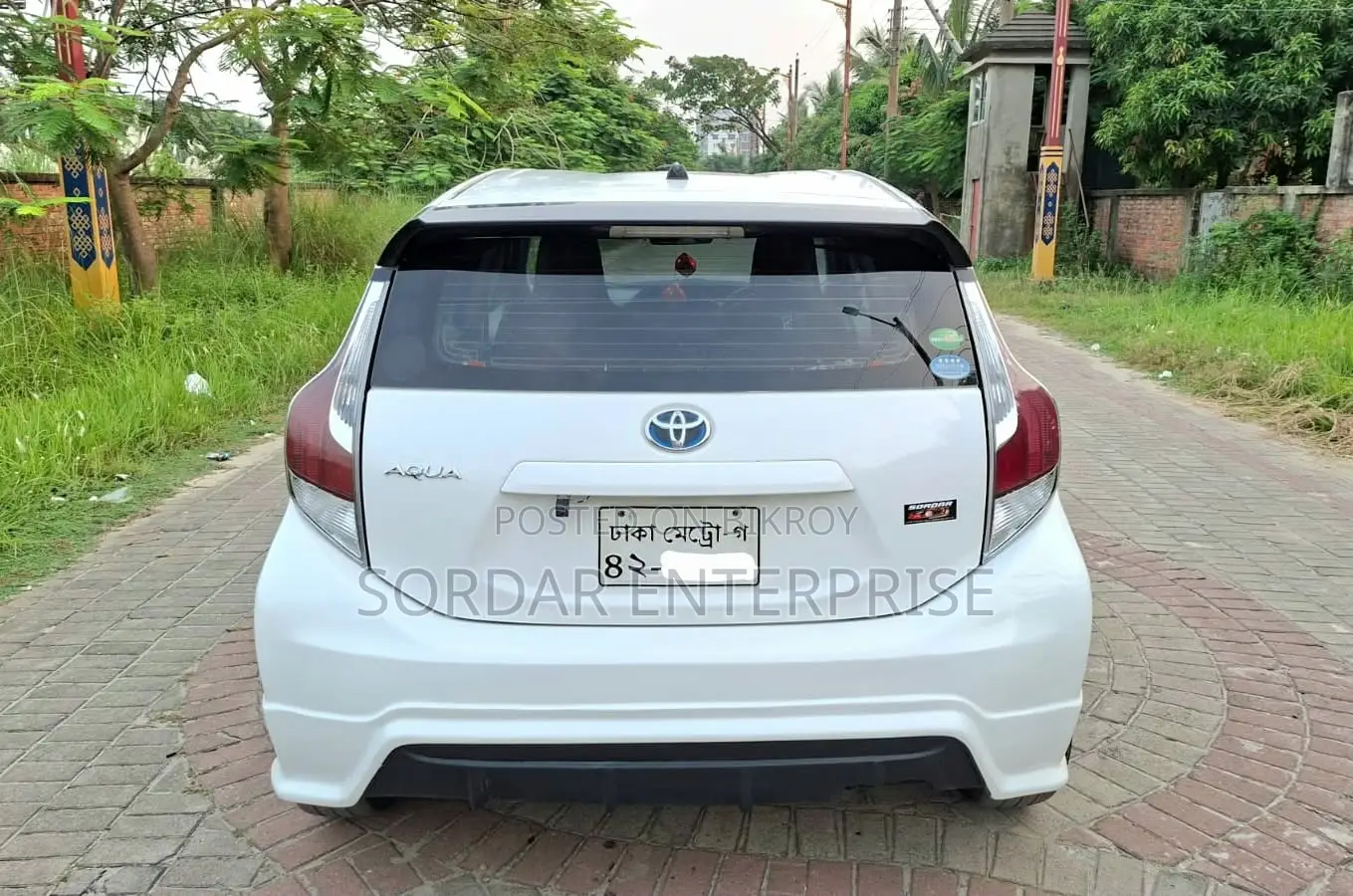 Toyota Aqua 2013 White