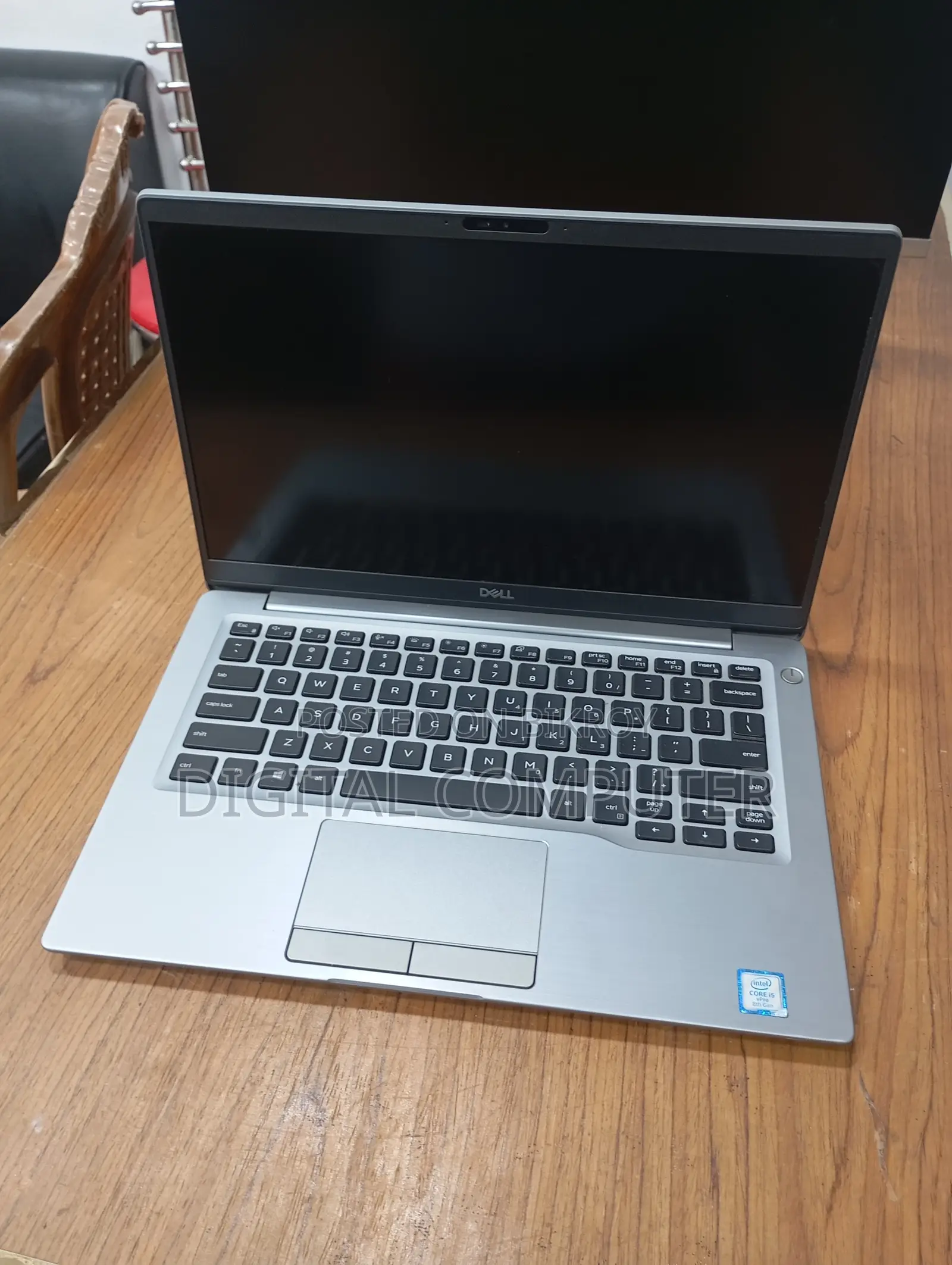Laptop Dell Latitude 3310 8GB Intel Core i5 SSD 256GB